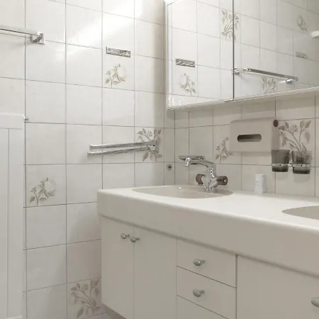 Schoneggacher By Interhome Appartement Wengen